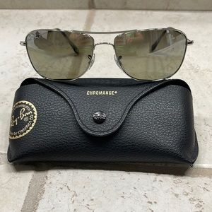 Ray-Ban polarize sunglasses